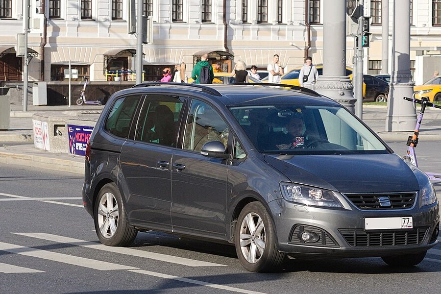 Grey SEAT Alhambra six-seater MPV
